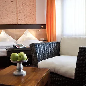 Hotel Cascade Superior Düsseldorf
